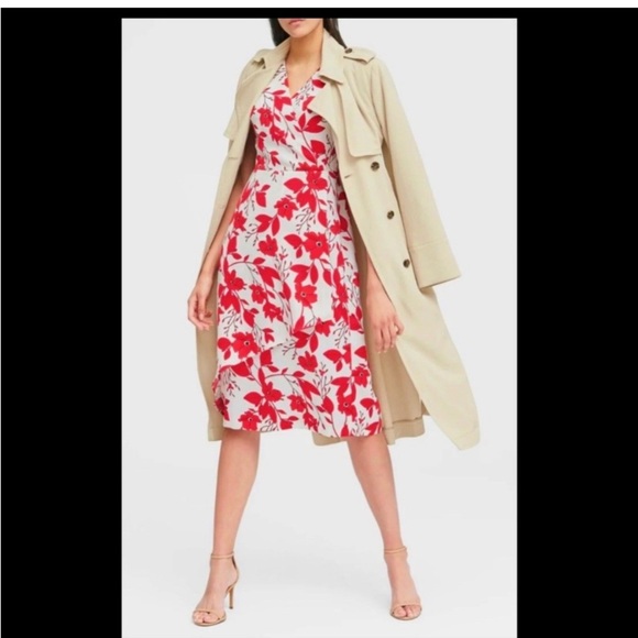 Banana Republic Dresses & Skirts - BANANA REPUBLIC Floral Print Midi Dress